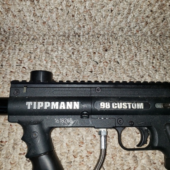 Tippmann 98 Custom paintball marker - Picture 3 of 5